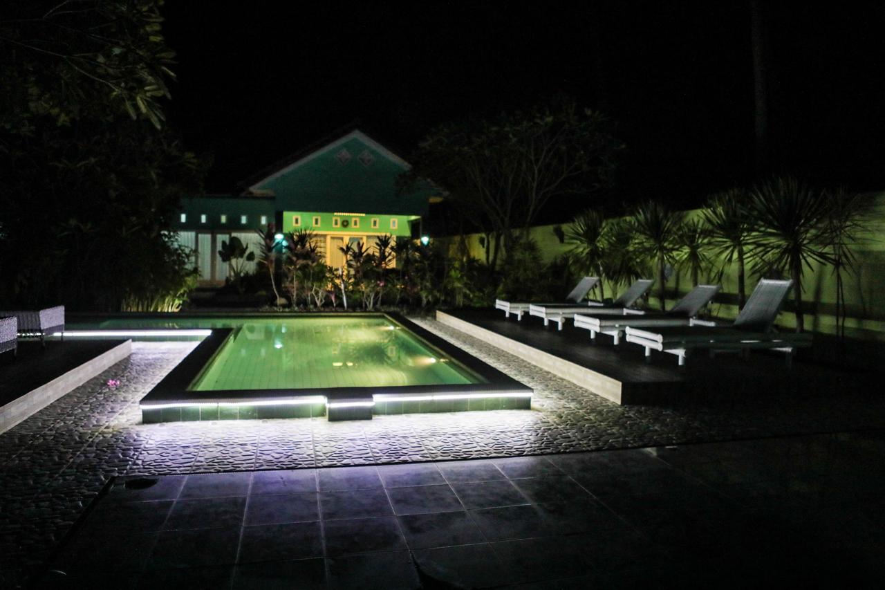 Lazy Monkey Hotel Senggigi Eksteriør billede